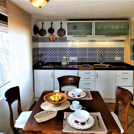 Tabobo Apartament *